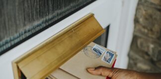 Poczta Polska i Żabka łączą siły w nowej erze obsługi paczek