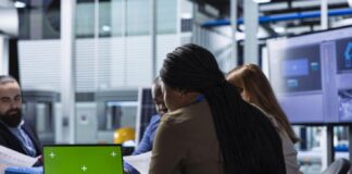 Sztuczna inteligencja niszczy miejsca pracy? Masowe zwolnienia w IT!