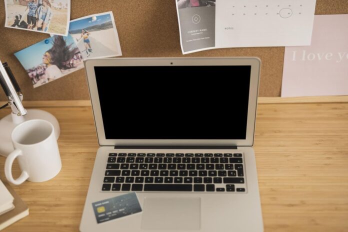 high-angle-perspective-desk-with-laptop